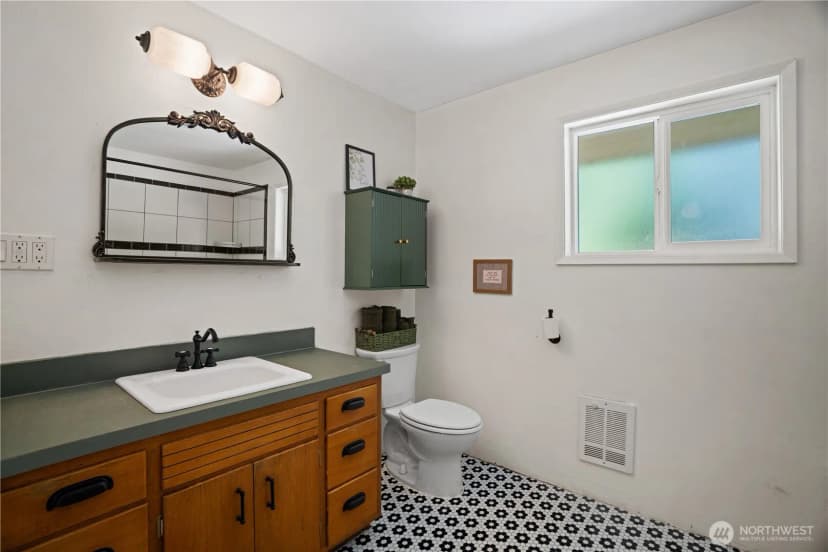 Property photo for 31627 Swede Heaven Road, Arlington photo 16