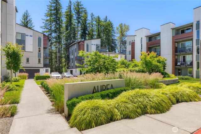 Property photo for 23119 Ne 8th Street #b103, Sammamish photo 3