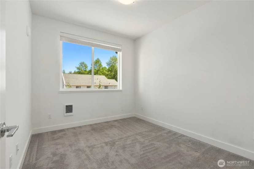 Property photo for 23119 Ne 8th Street #b103, Sammamish photo 24
