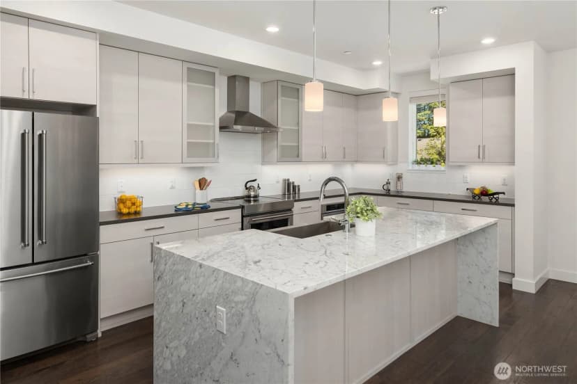 Property photo for 23119 Ne 8th Street #b103, Sammamish photo 13