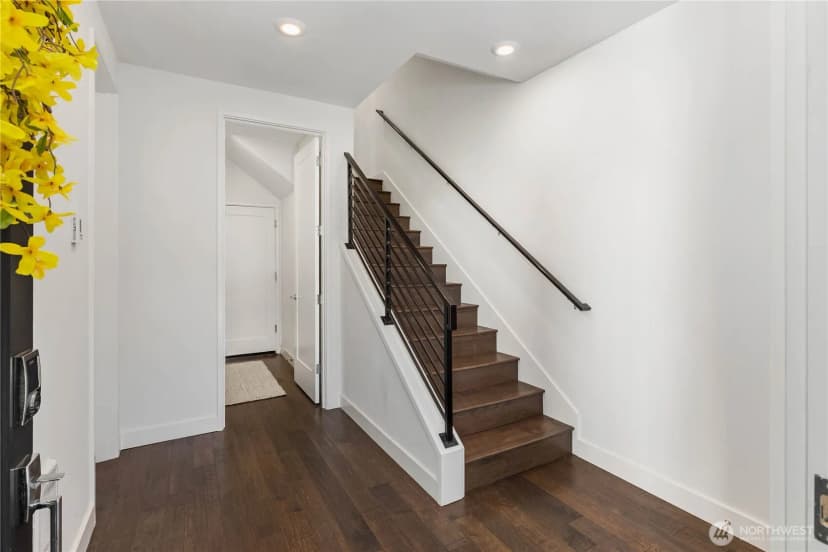 Property photo for 23119 Ne 8th Street #b103, Sammamish photo 7
