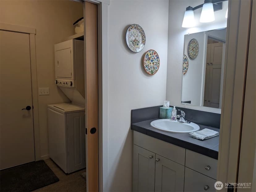 Property photo for 223 Clover Court, Langley photo 20