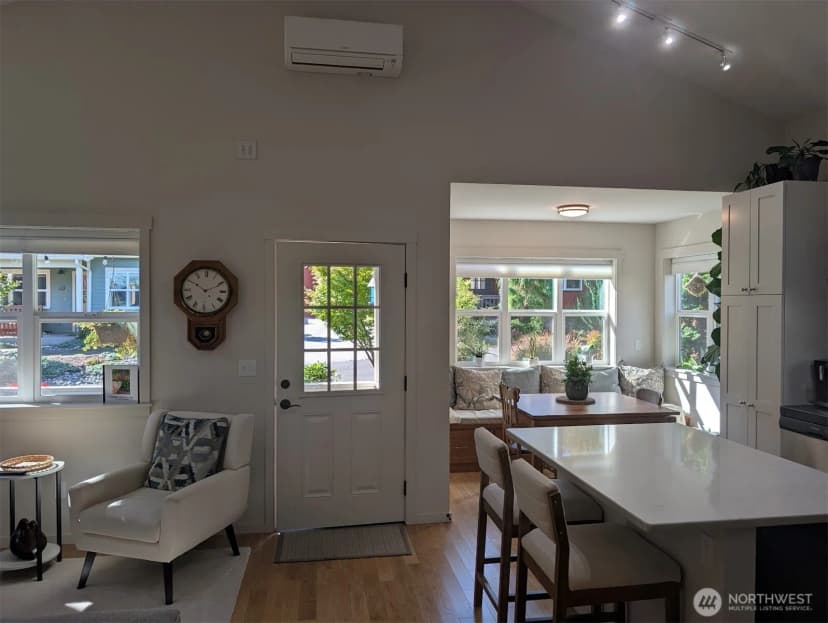 Property photo for 223 Clover Court, Langley photo 12