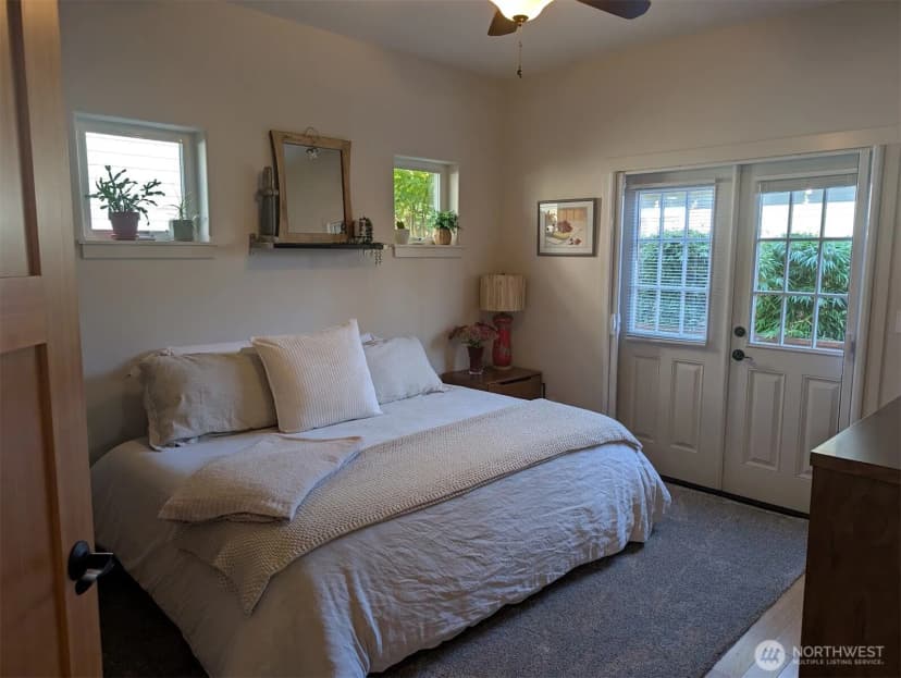 Property photo for 223 Clover Court, Langley photo 18