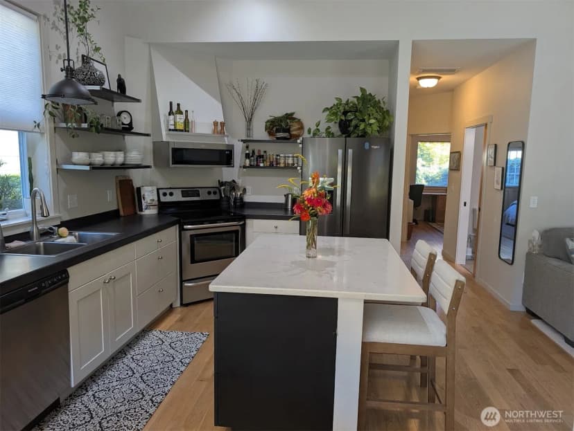 Property photo for 223 Clover Court, Langley photo 13