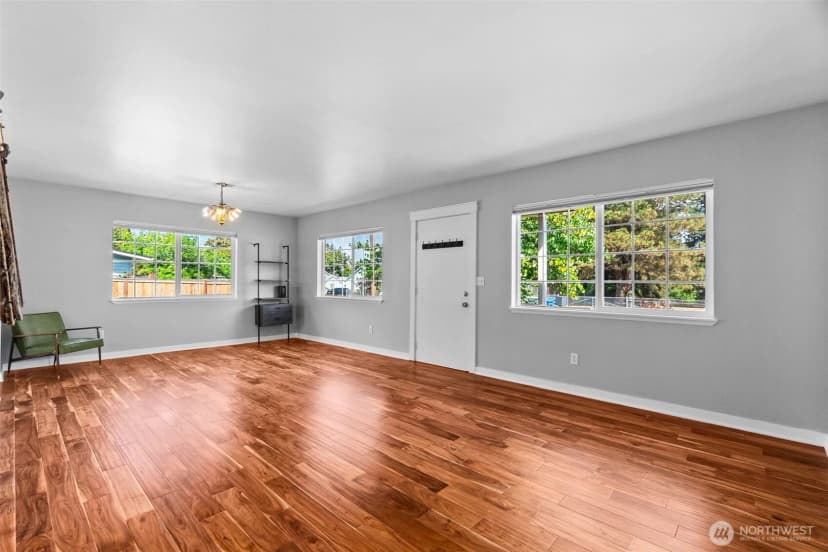 Property photo for 211 Mosman Avenue Se, Yelm photo 12