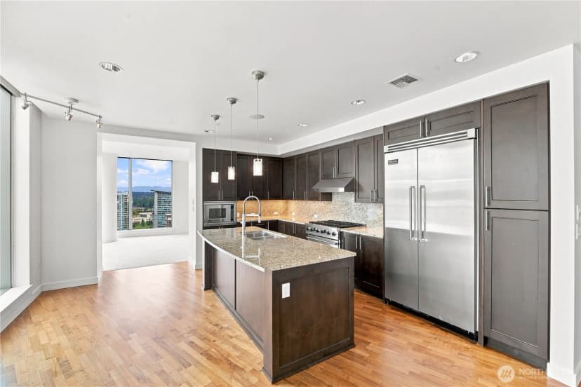 Property photo for 10650 Ne 9th Place #2526, Bellevue photo 4