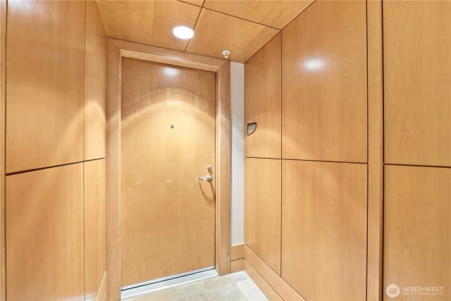 Property photo for 10650 Ne 9th Place #2526, Bellevue photo 2
