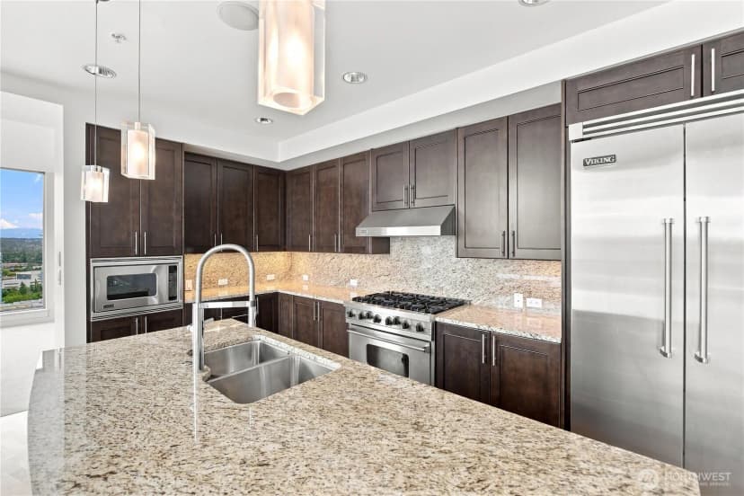 Property photo for 10650 Ne 9th Place #2526, Bellevue photo 5