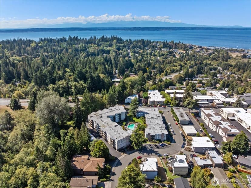 Property photo for 550 Elm Way #105, Edmonds photo 34