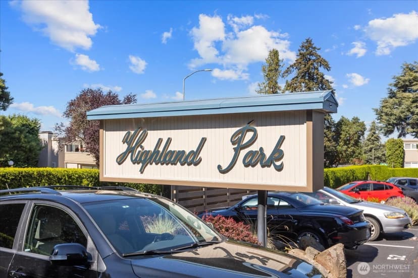 Property photo for 550 Elm Way #105, Edmonds photo 40