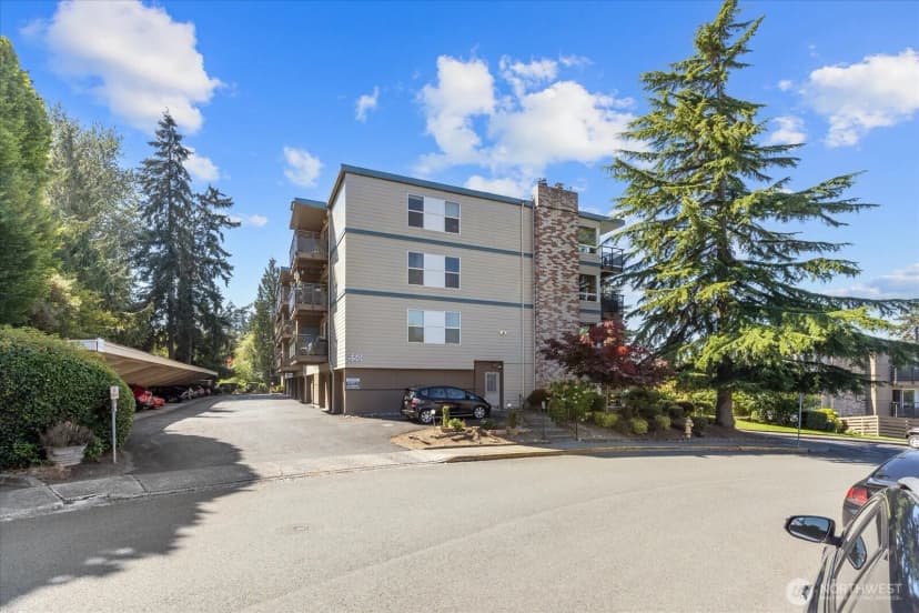 Property photo for 550 Elm Way #105, Edmonds photo 31