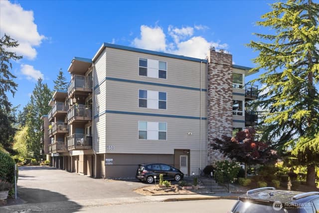 Property photo for 550 Elm Way #105, Edmonds photo 2