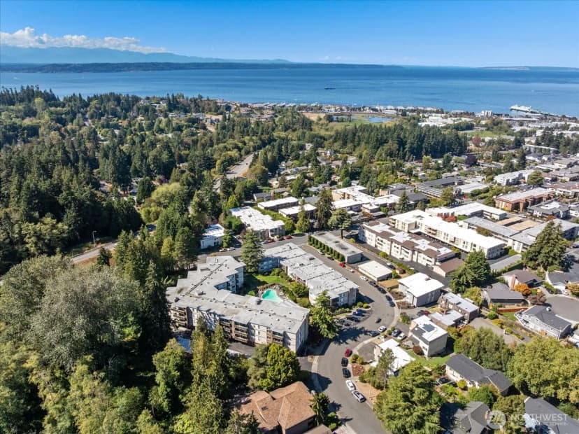Property photo for 550 Elm Way #105, Edmonds