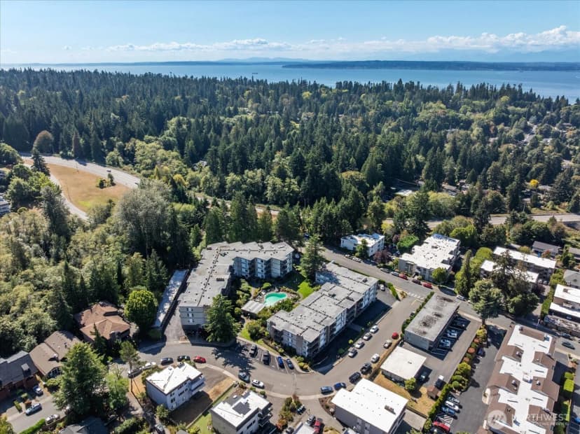 Property photo for 550 Elm Way #105, Edmonds photo 35