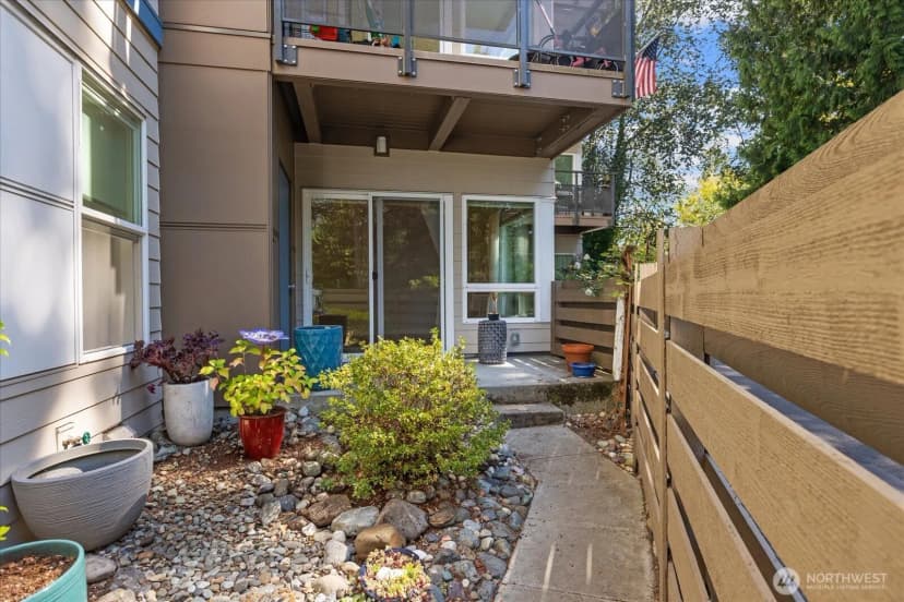 Property photo for 550 Elm Way #105, Edmonds photo 22