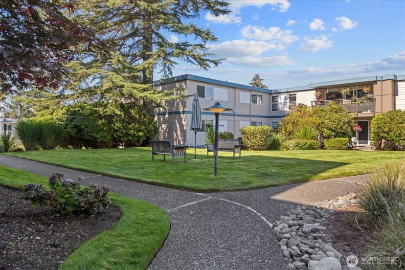 Property photo for 550 Elm Way #105, Edmonds photo 30