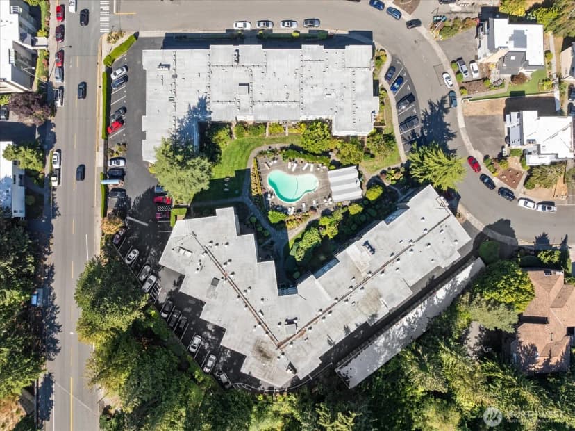Property photo for 550 Elm Way #105, Edmonds photo 33