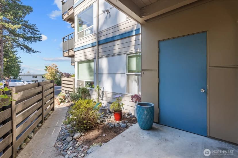 Property photo for 550 Elm Way #105, Edmonds photo 24
