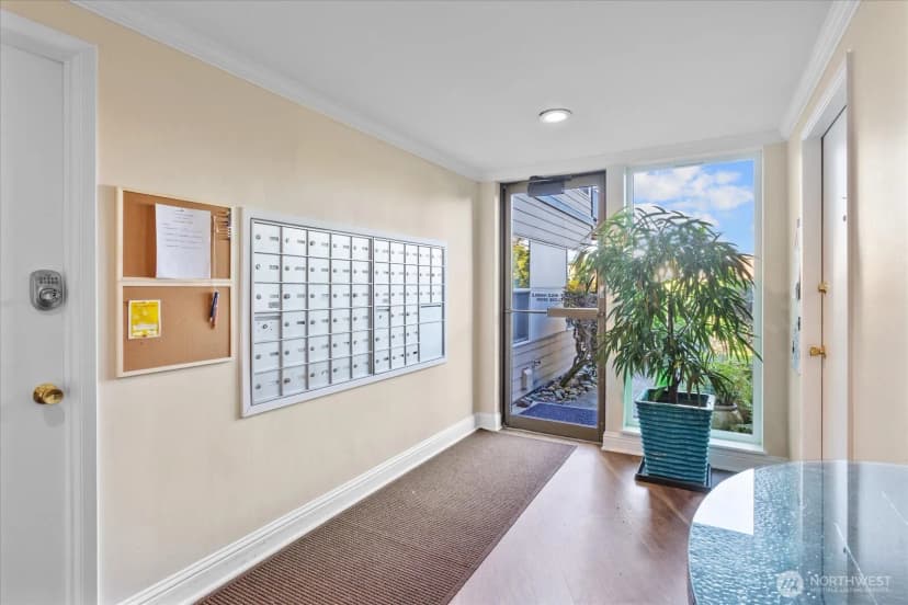 Property photo for 550 Elm Way #105, Edmonds photo 27