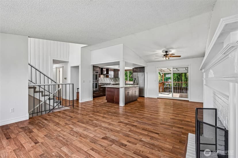 Property photo for 13530 Meridian Avenue S, Everett photo 10