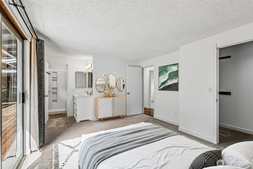 Property photo for 13530 Meridian Avenue S, Everett photo 17