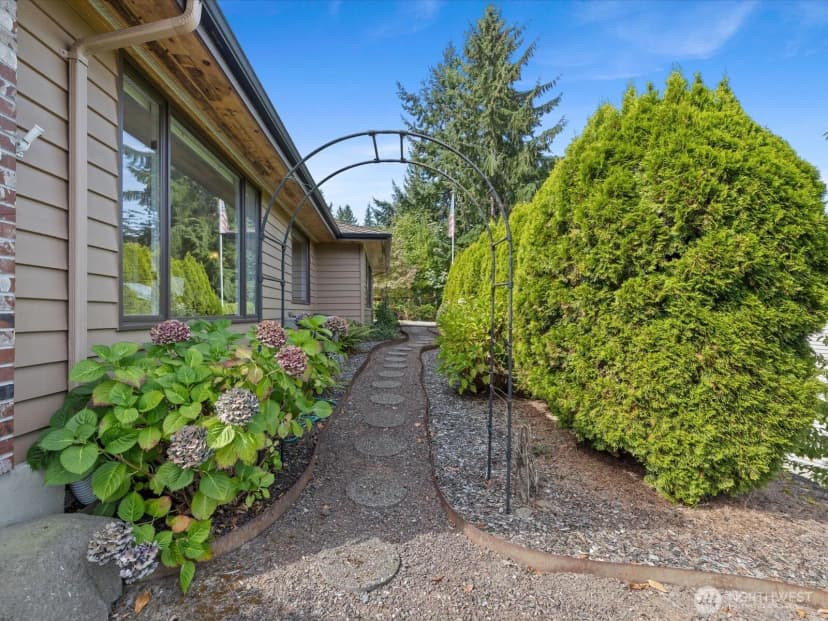 Property photo for 5032 Narbeck Avenue, Everett photo 29