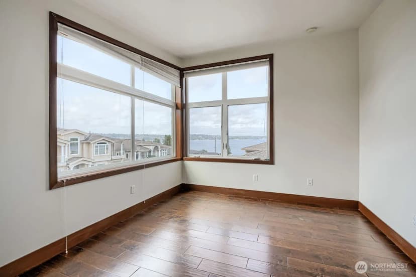 Property photo for 1018 N 37th Street, Renton photo 21