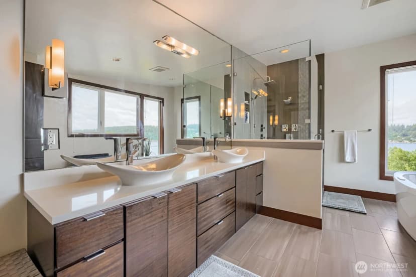 Property photo for 1018 N 37th Street, Renton photo 17