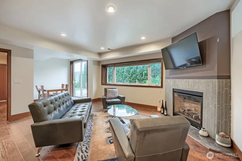 Property photo for 1018 N 37th Street, Renton photo 27
