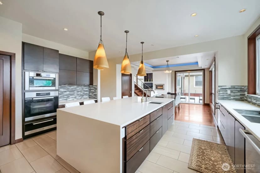 Property photo for 1018 N 37th Street, Renton photo 11