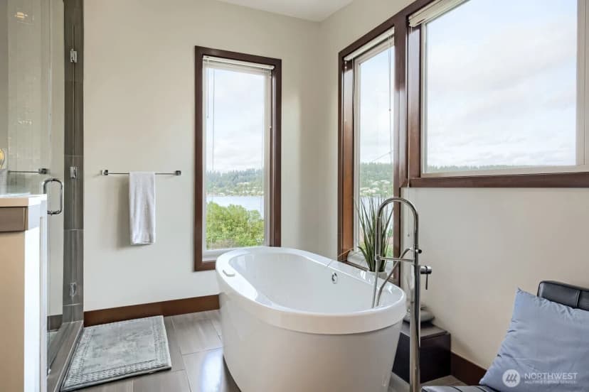 Property photo for 1018 N 37th Street, Renton photo 18