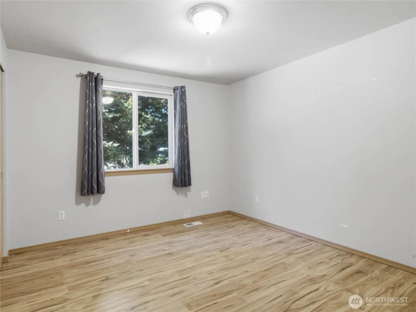 Property photo for 6619 133rd Street E, Puyallup photo 19