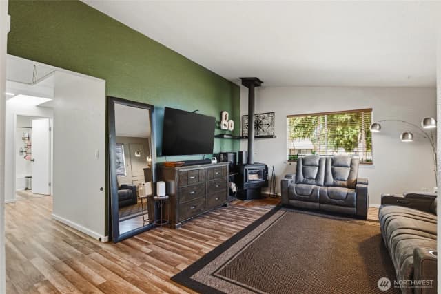 Property photo for 705 Lucerne Lane Se, Olympia photo 5