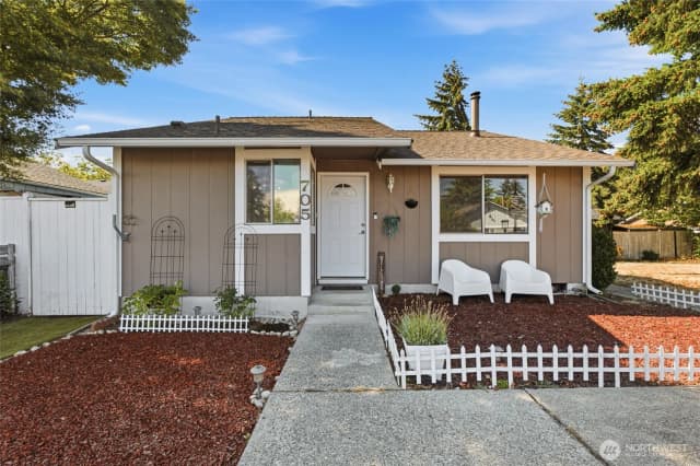 Property photo for 705 Lucerne Lane Se, Olympia