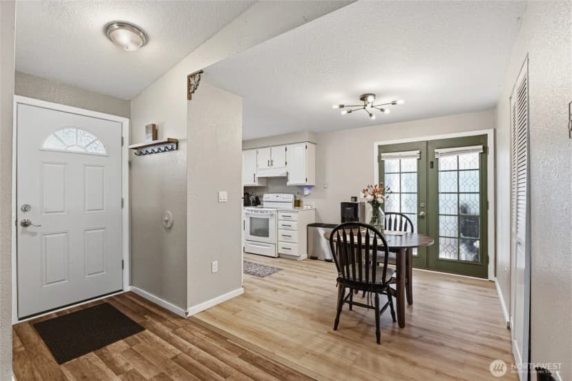 Property photo for 705 Lucerne Lane Se, Olympia photo 14