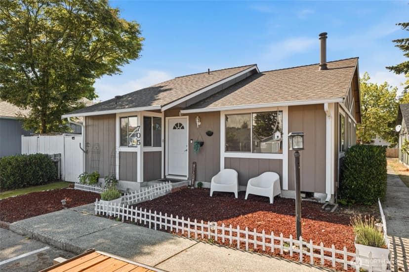 Property photo for 705 Lucerne Lane Se, Olympia photo 3
