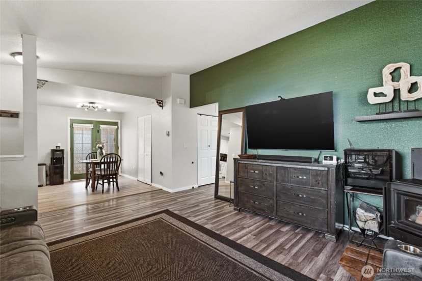 Property photo for 705 Lucerne Lane Se, Olympia photo 8