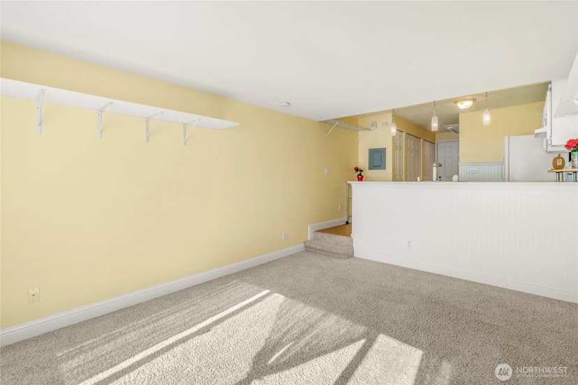 Property photo for 9484 Woodinville-redmond Road Ne #c202, Redmond photo 6