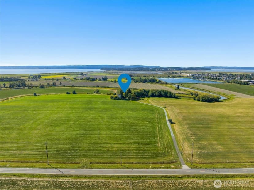 Property photo for 26206 Marine Drive, Stanwood photo 3