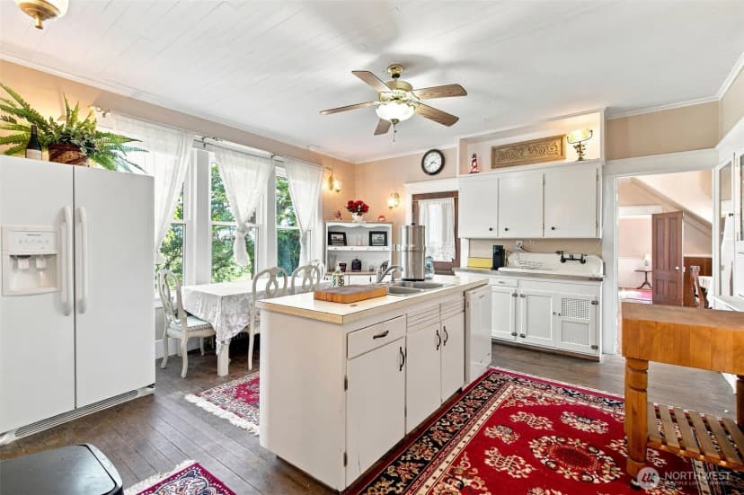 Property photo for 26206 Marine Drive, Stanwood photo 13