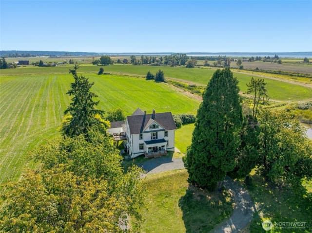 Property photo for 26206 Marine Drive, Stanwood photo 4