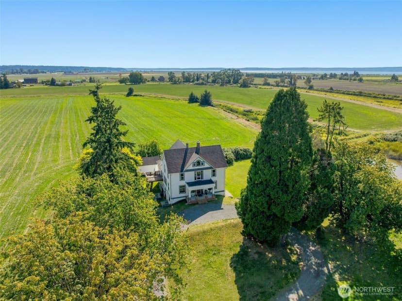 Property photo for 26206 Marine Drive, Stanwood photo 4