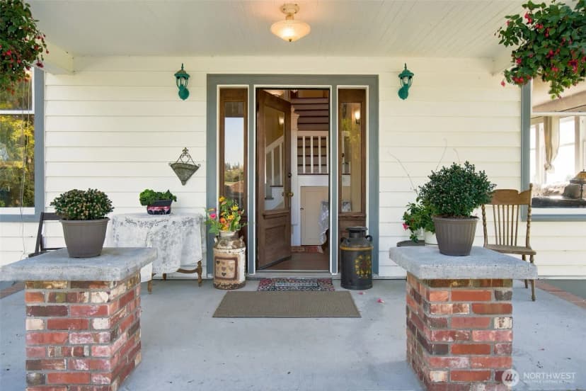 Property photo for 26206 Marine Drive, Stanwood photo 7