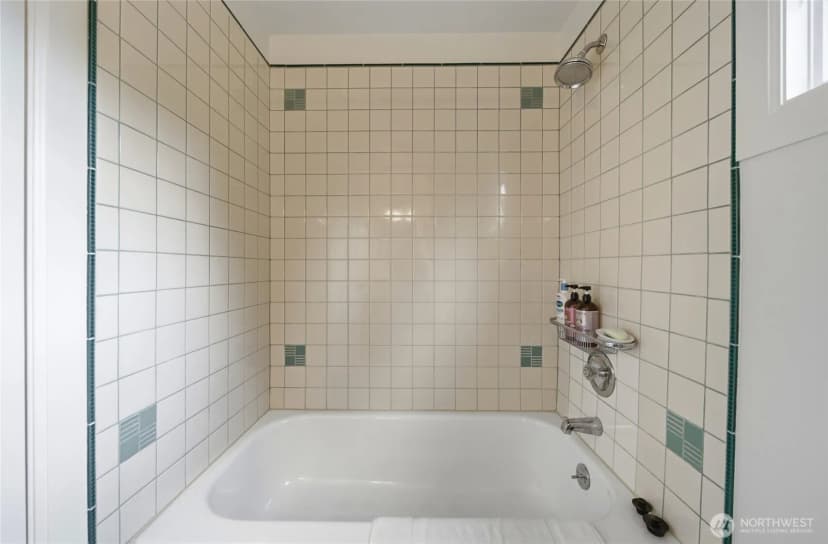 Property photo for 12015 Exeter Avenue Ne, Seattle photo 22