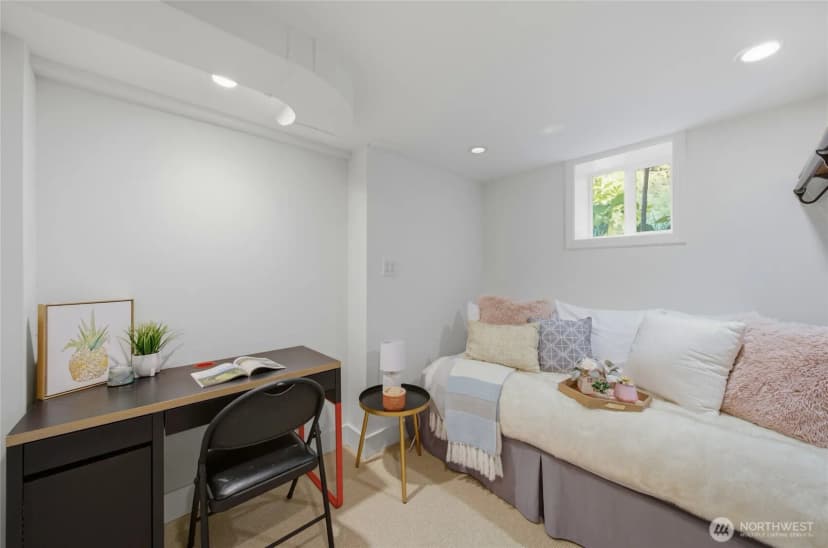 Property photo for 12015 Exeter Avenue Ne, Seattle photo 27