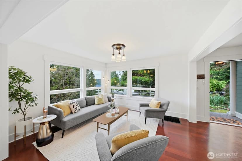 Property photo for 12015 Exeter Avenue Ne, Seattle photo 6