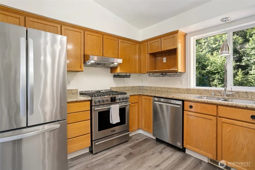 Property photo for 9915 Marine Drive, Tulalip photo 6