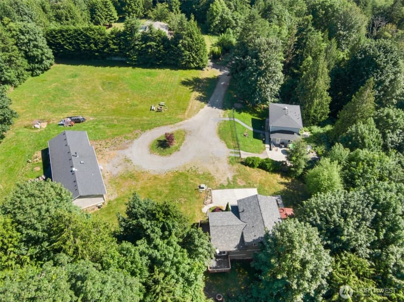Property photo for 9915 Marine Drive, Tulalip photo 3
