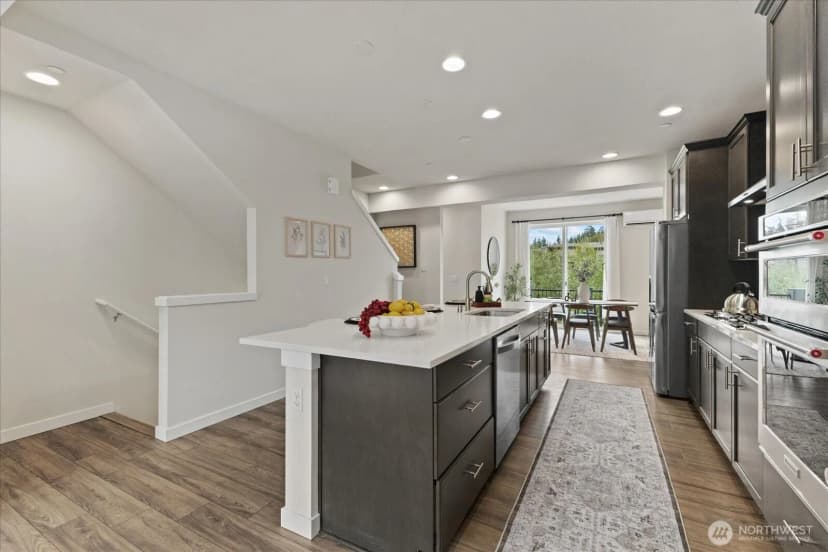 Property photo for 23712 8th Drive Se #c, Bothell photo 6